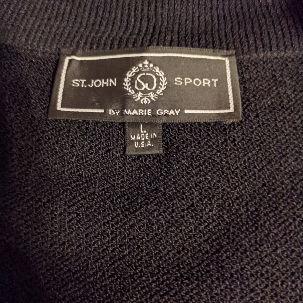 Beautiful St John Sport sweater set - Picture 2 of 16